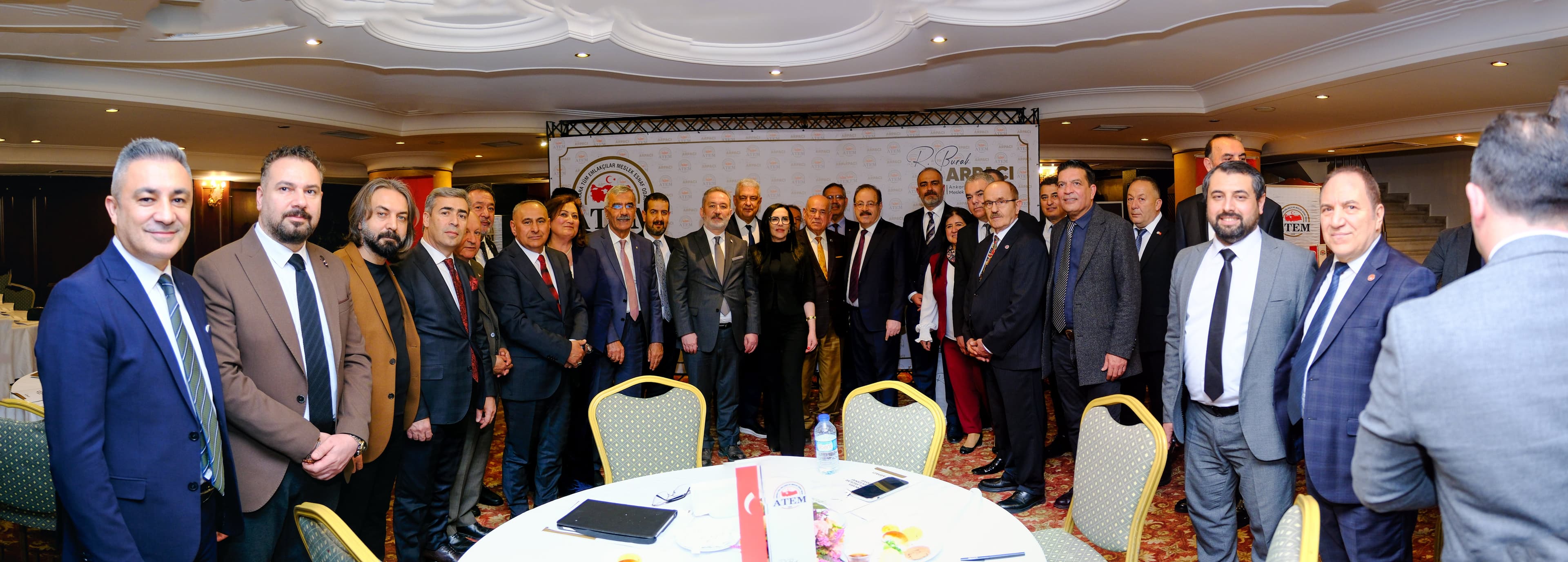 Emlak Sektörünün Kalbi Ankara’da Attı: Türkiye Genelinden Temsilciler “Meslekte Birlik” İçin Buluştu