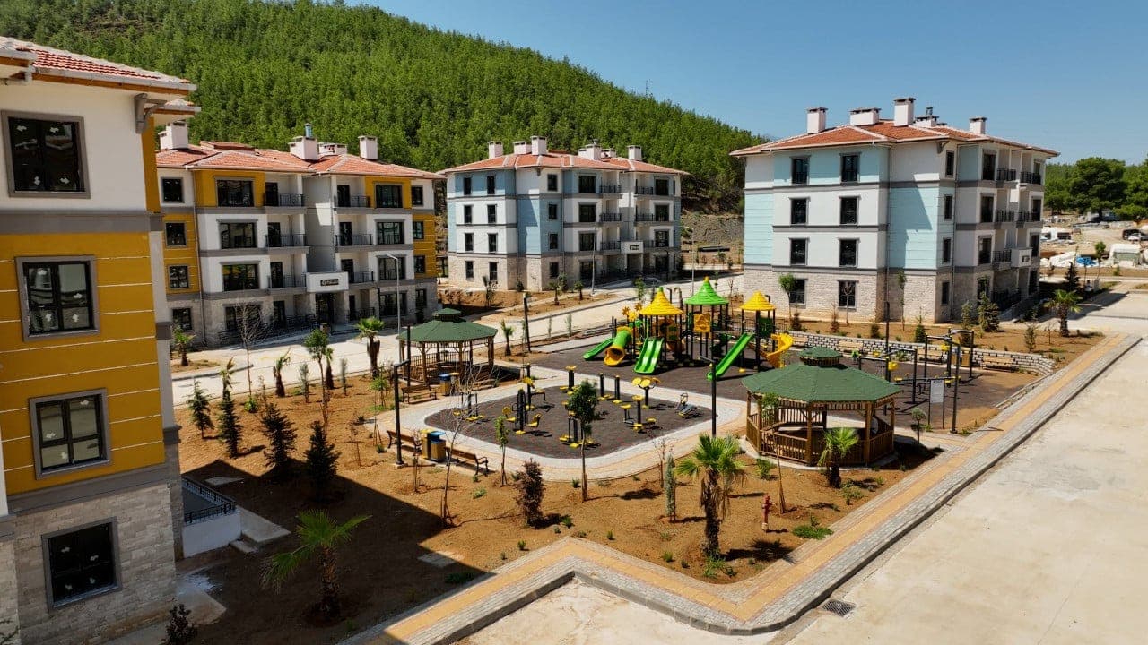 Konut Fiyat Endeksi Yükseldi, Reel Düşüş Dikkat Çekti