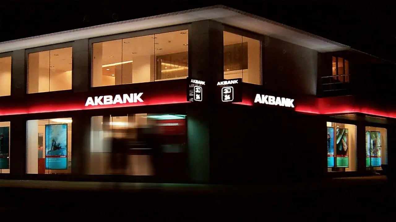 Akbank'tan IFC'ye 4,4 Milyar TL'lik İpotekli Menkul Kıymet İhracı