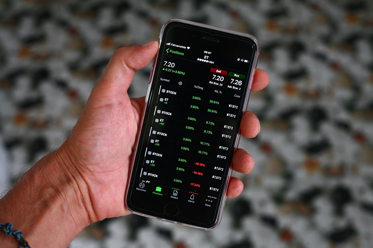 Borsa İstanbul’da Pay Hareketliliği: Şirketlerden Peş Peşe Alım-Satım Açıklamaları